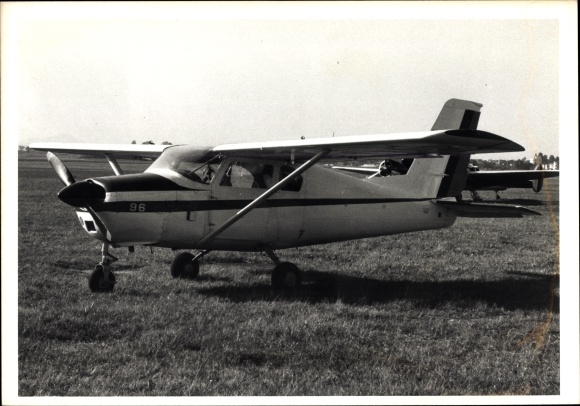 Photo Brazilian military aircraft, Neiva Regente