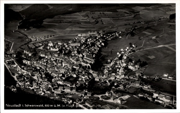 Ak Neustadt im Schwarzwald, Fliegeraufnahme