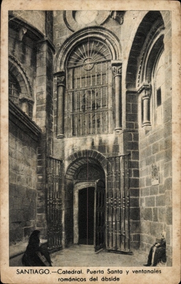 Ak Santiago de Compostela Galicien Spanien, Catedral  Puerta Santa, romanische Fenster, Abside