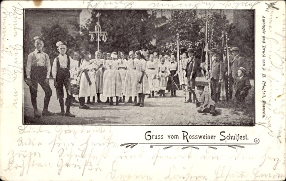 Ak Rosswein Roßwein in Sachsen, Gruss vom Rossweiner Schulfest, Gruppenfoto mit Trachtenträgern