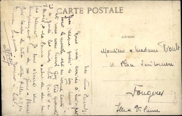 Postcard Briec Finistère, Two women in traditional Breton costume