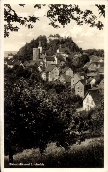 Postcard Lindenfels in the Odenwald, black and white photo, village with houses, castle with tower, surrounded by trees