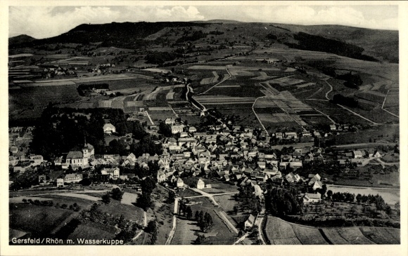 Ak Gersfeld in der Rhön Hessen, Wasserkuppe, Fliegeraufnahme