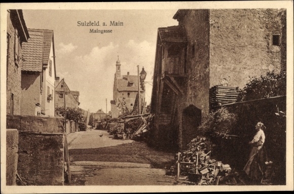 PC Sulzfeld am Main in the Kitzingen district, view into Maingasse, destroyed houses