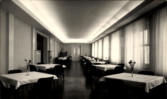 Postcard Saalburg in Thuringia, holiday home Karl Marx Höhe, dining room
