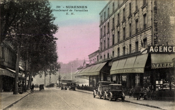 Ak Suresnes Hauts de Seine, Boulevard de Versailles,  Straßenansicht, Autos, Geschäfte, Architekt