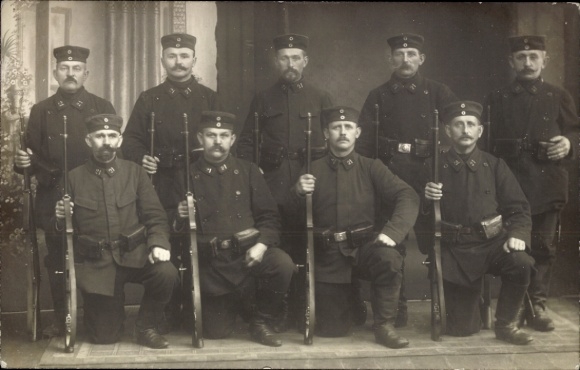 Photo Postcard German soldiers in uniforms, group photo