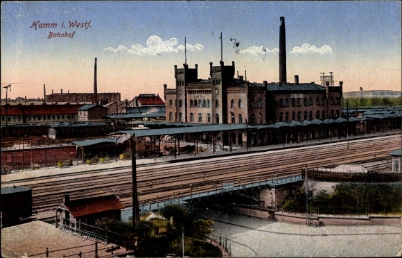 PC Hamm in Westphalia, view of the train station, railway underpass, track side