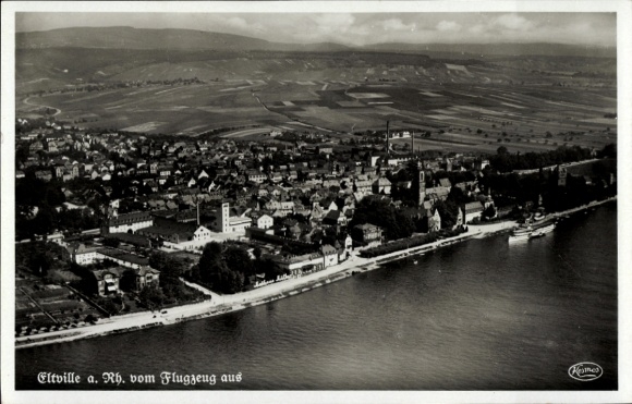 Ak Eltville am Rhein Hessen, Luftaufnahme von  Rheinufer, Stadtansicht,  Architektur