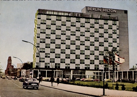 Postcard Berlin Tiergarten, Hilton Hotel