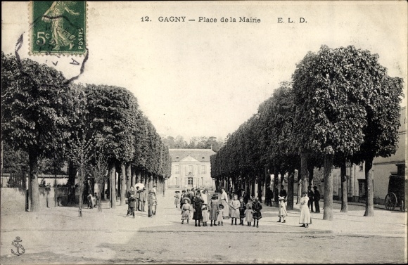 Ak Gagny Seine Saint Denis, Place de la Mairie