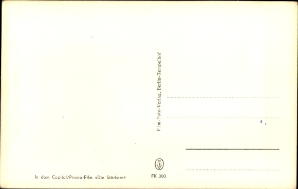 Postcard actor Hans Söhnker, portrait in a coat, smoking