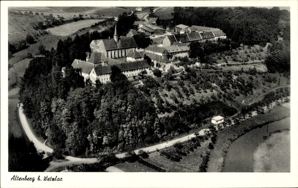 Postcard Solms an der Lahn Hesse, Princely Estate Kloster Altenberg near Wetzlar, aerial photograph