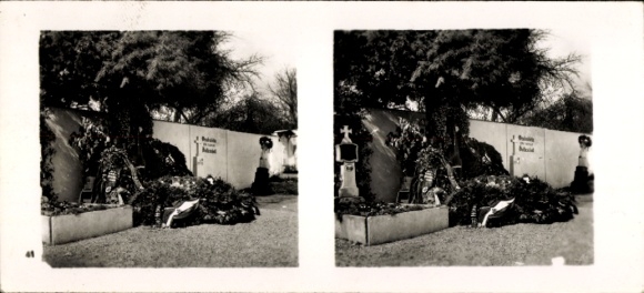 Stereo Raumbild Foto "Großdeutschlands Wiedergeburt", Nr. 41, Braunau am Inn, Hitlers Elterngrab
