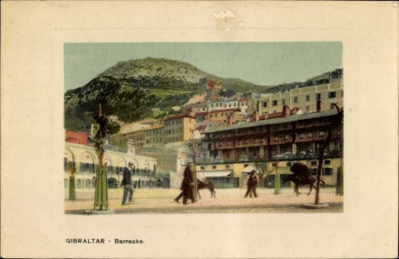 Luchthaven Gibraltar, kazerne, berg op de achtergrond, mensen, gebouwen