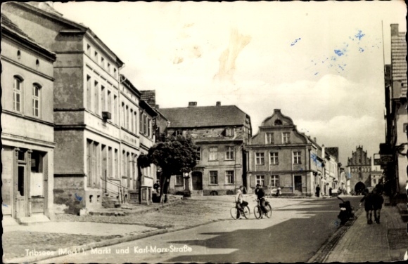 Postcard Tribsees in Mecklenburg Vorpommern, market, Karl-Marx-Straße