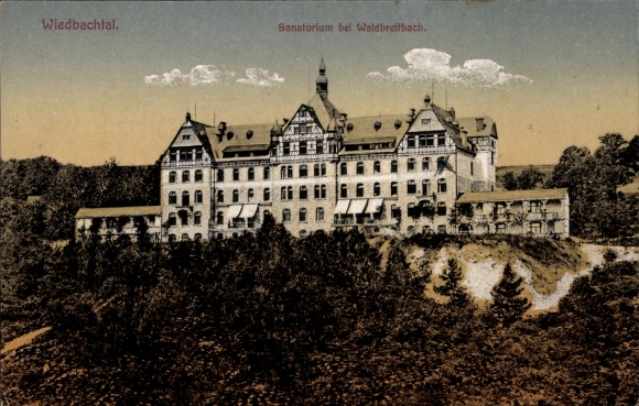 KP Wiedbachtal w Nadrenii-Palatynacie, widok na sanatorium
