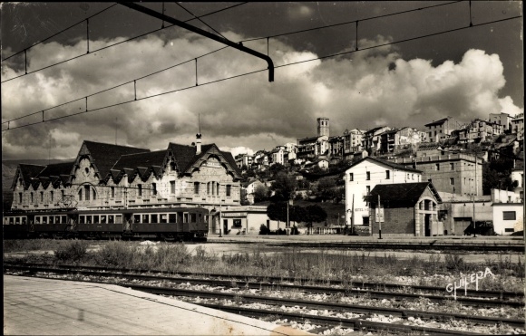 Postcard Puigcerda Catalonia, Estación, view of the city from the station, train, hotel