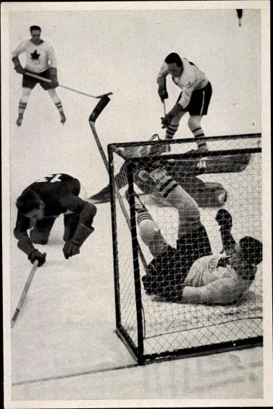Collection picture Olympia 1936, ice hockey game Canada vs. Latvia