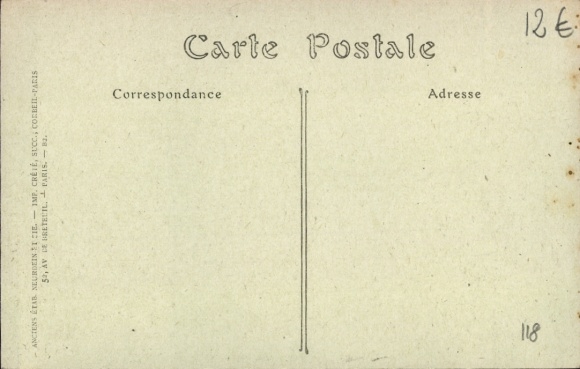 Postcard Carantec Finistère, Place du Bourg and Hotel
