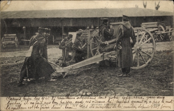 Ak Serbische Artillerie, Geschütz, Soldaten in Uniformen, I. WK