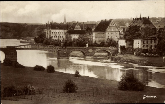 Postcard Grimma in Saxony, partial view with bridge