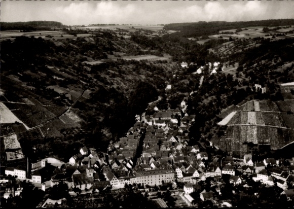 Postcard Ingelfingen in Württemberg, landscape view, city view, many houses, vineyards