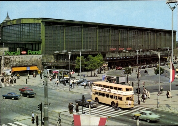 Postcard Berlin Charlottenburg, Bahnhof Zoo, Persil advertising, bus, traffic