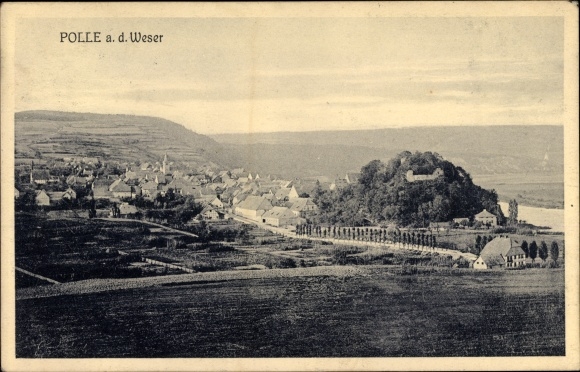 PC Polle on the Weser, long shot with castle ruins