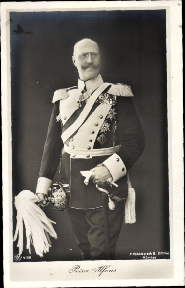 Ansichtkaart Prins Alfons van Beieren, portret in uniform, NPG 4109