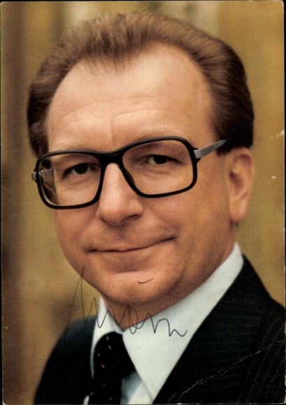 Photo Lothar Späth, Prime Minister of Baden-Württemberg, autograph