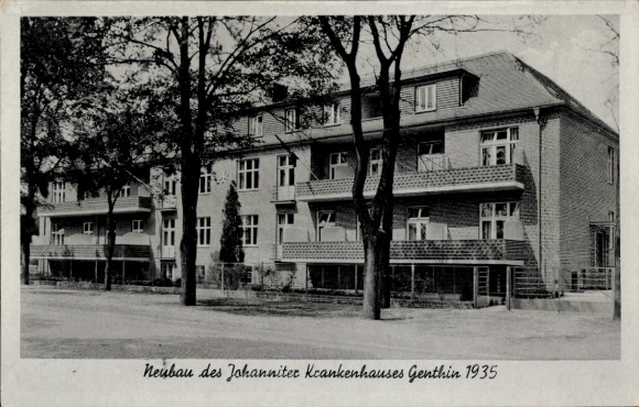 Postcard Genthin on the Elbe Havel Canal, new building of the Johanniter Hospital