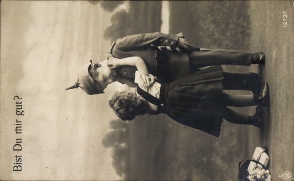 Postcard Obing im Chiemgau, soldier and child, text: Are you good to me?