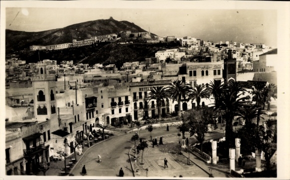 Ak Tetuan Tétouan Marokko, Blick auf  Plaza de España, Palmen, Stadtansicht, Schwarz-Weiß-Foto