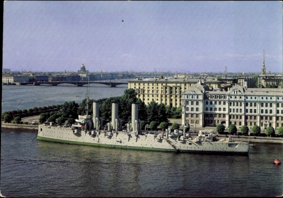 Ak Leningrad Sint-Petersburg Rusland, Russisch oorlogsschip pantserkruiser Aurora, als museum