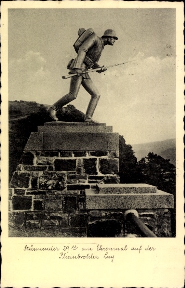Postcard Rheinbrohl in Rhineland Palatinate, storming 29er at the memorial on the Rheinbrohler Lay