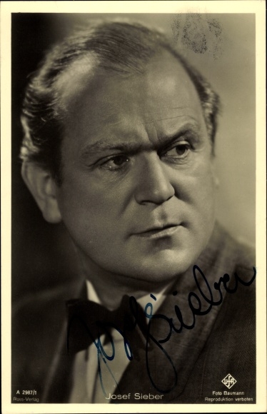 Postcard actor Josef Sieber, portrait, Ufa Film, Ross Verlag A 2987 1, autograph