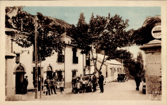 Postcard Le Perthus Pyrénées Orientales, Aduana Espanola, Majones frontera limites de la Jonquera