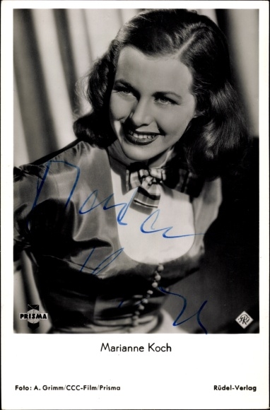 Postcard actress Marianne Koch in the chaste bon vivant, portrait, autograph