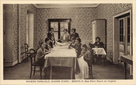 Postcard Benfeld Alsace Bas Rhin, Family House of Joan of Arc, Lingerie Course