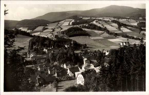 Ak Kurort Hartha Hintergersdorf Tharandt im Erzgebirge, Landschaft, Hügel, Häuser, Bäume, Felder