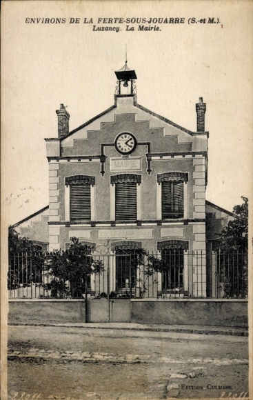 KP Luzancy Seine et Marne, ratusz