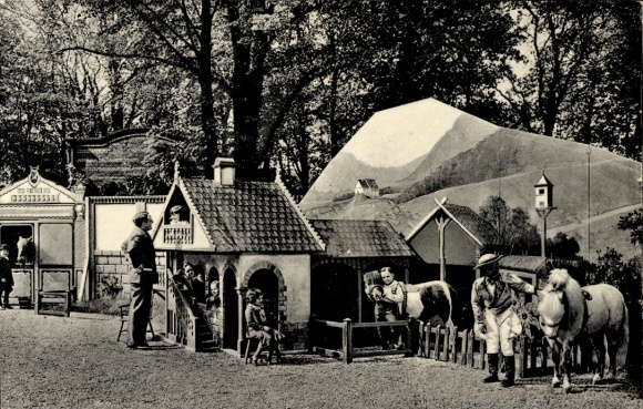 Postcard Schaefer's fairytale town of Lilliput, pony