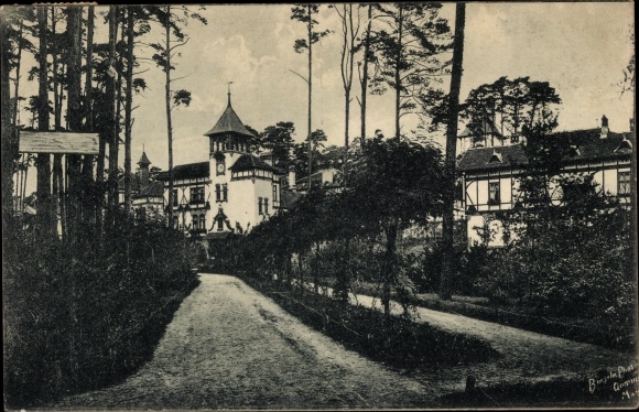 Postcard Gommern Saxony Anhalt, Vogelsang sanatorium, farm buildings, officials' residence