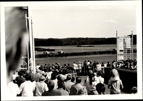 Photo Hoppegarten in Brandenburg, racecourse, Derby of the GDR 1972