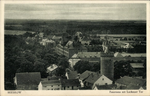 Ak Beeskow in der Mark, Panorama mit Luckauer Tor