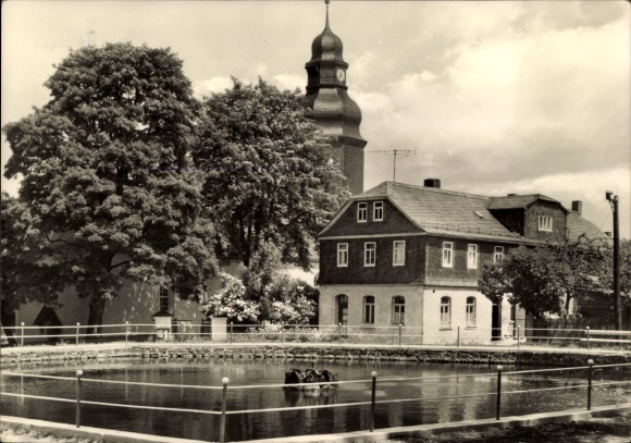 PC Heinersdorf near Lobenstein Wurzbach in Thuringia, at the village pond