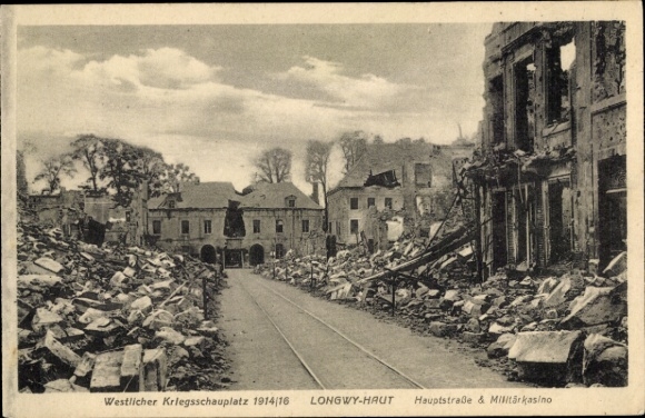 Postcard Longwy Haut Meurthe et Moselle, main street and military casino