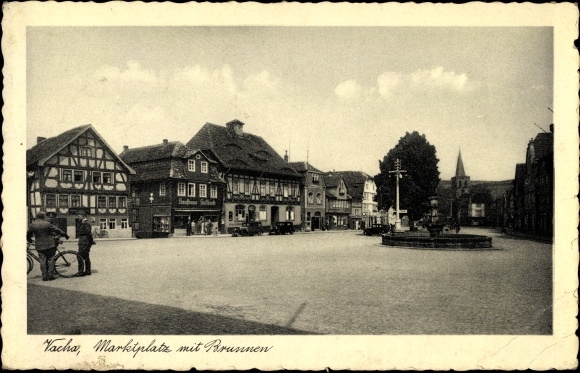 Ak Vacha in de wijk Wartburg, uitzicht op het marktplein met fontein, vakwerkhuis