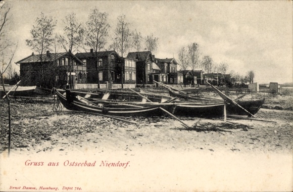 Ak Ostseebad Niendorf Timmendorfer Strand, Ruderboot, Häuser